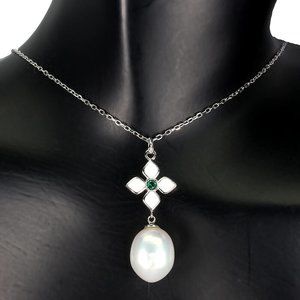 Natural White  Pearl .925 Sterling Silver Pensant Necklace